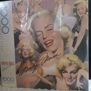 Marilyn Monroe puzzle 1000 pieces.